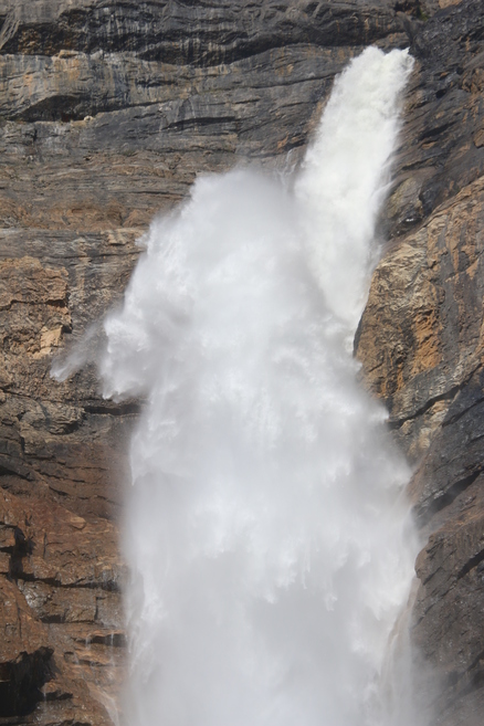 The top of Takakkaw falls