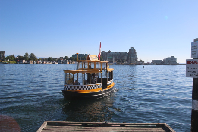 Water taxi